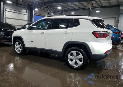 2019 Jeep Compass Latitude из США, поврежденный, VIN 3C4NJDBB0KT599089